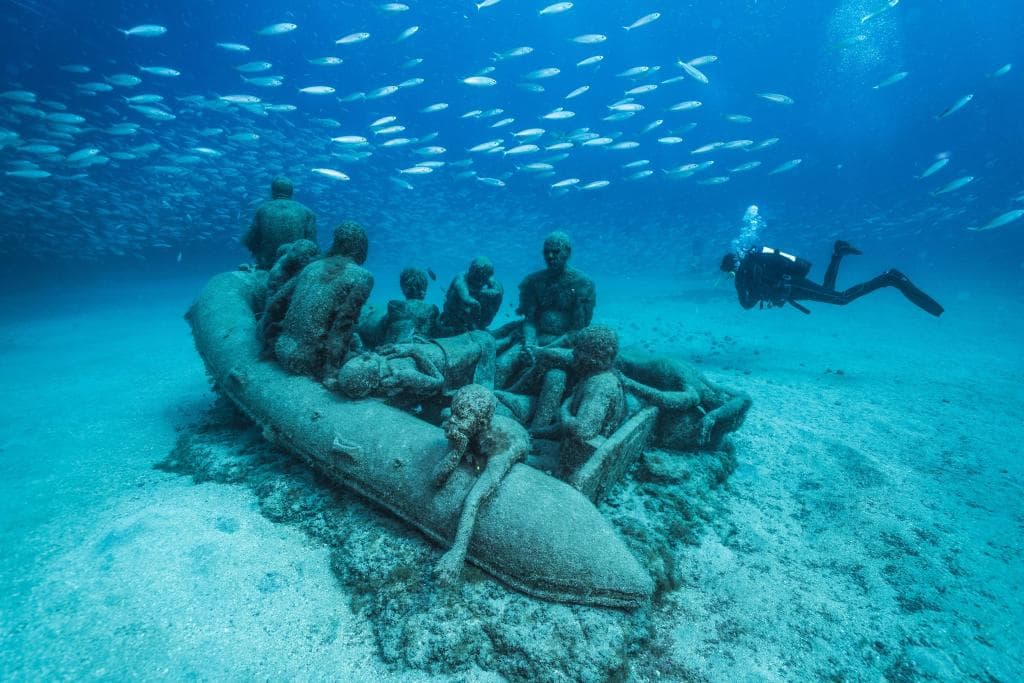 DIVE03M - DISCOVER MUSEUM